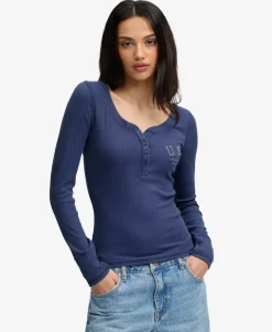 Athletic Button Down Long Sleeve Top