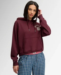 Athletic Essential Applique Cropped Hoodie