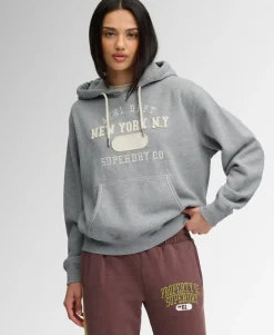 Athletic Essential Applique Cropped Hoodie