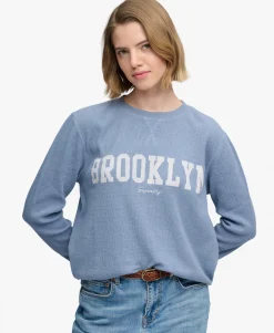 Athletic Essential Graphic Long Sleeve Top