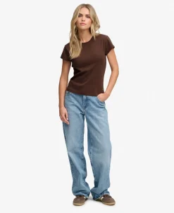 Athletic Essential T-Shirt