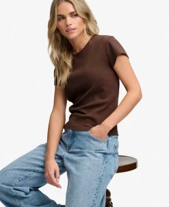 Athletic Essential T-Shirt