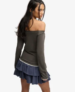 Bench Fitted Long Sleeve Layer Top