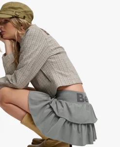 Bench Low Rise Tiered Skirt