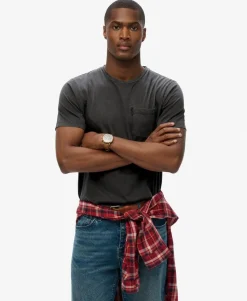 Classic Essential Pocket T-Shirt
