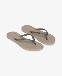 Core Metallic Flip Flops