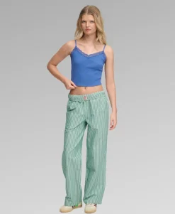 Essential Lace Trim Cropped Cami Top