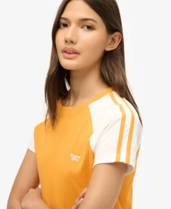 Essential Logo Retro T-Shirt