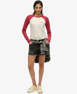 Essential Logo Ribbed Baseball Long Sleeve Top