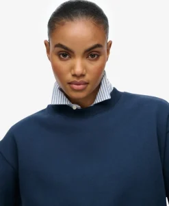 Essential Logo Sweatshirt