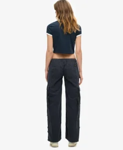 Low Rise Wide Leg Cargo Pants